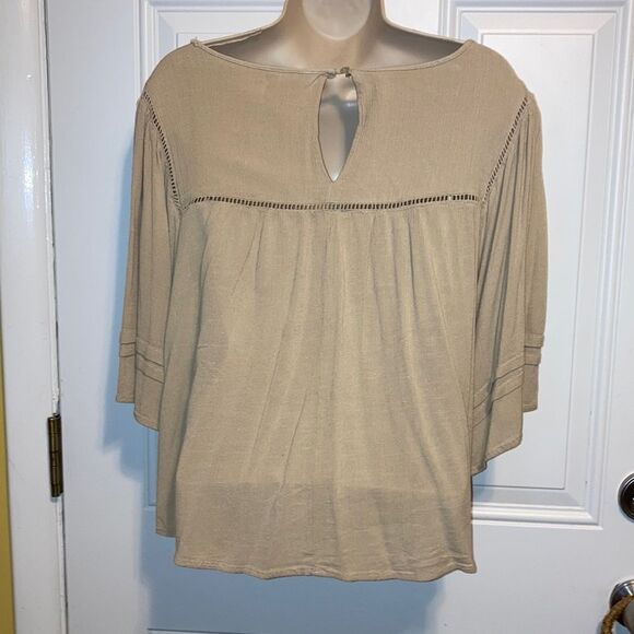 JOHN PAUL RICHARD Bell Sleeve Pullover Top Crochet Neckline Womens Medium - Picture 7 of 12